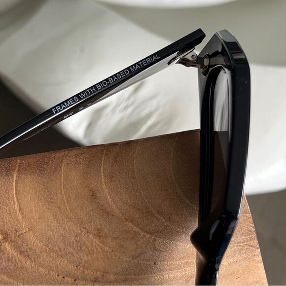 RAY-BAN ZENA BIO-BASED Frame Polished Black Dark Grey Lenses - Picture 5 of 9